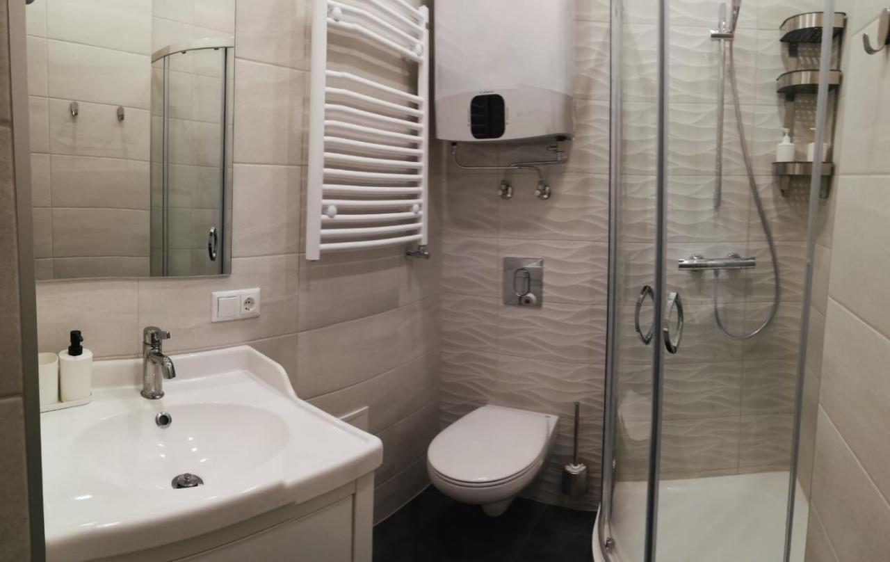 Historic Apartment With Wooden Floors In The Hearth Of Old-Town Riga Ngoại thất bức ảnh